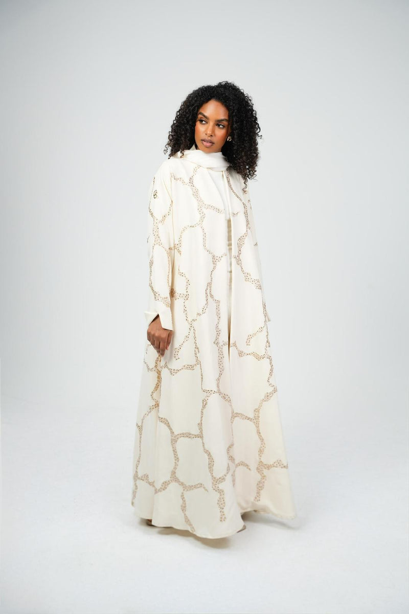 Instant Love in white